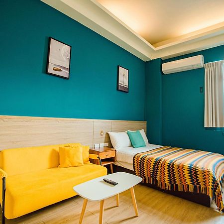 Fun Trip - Fu May Sea View Holiday House L 無敵海景交誼廳 L 附汽機車租賃 L T'ai-tung Exteriör bild