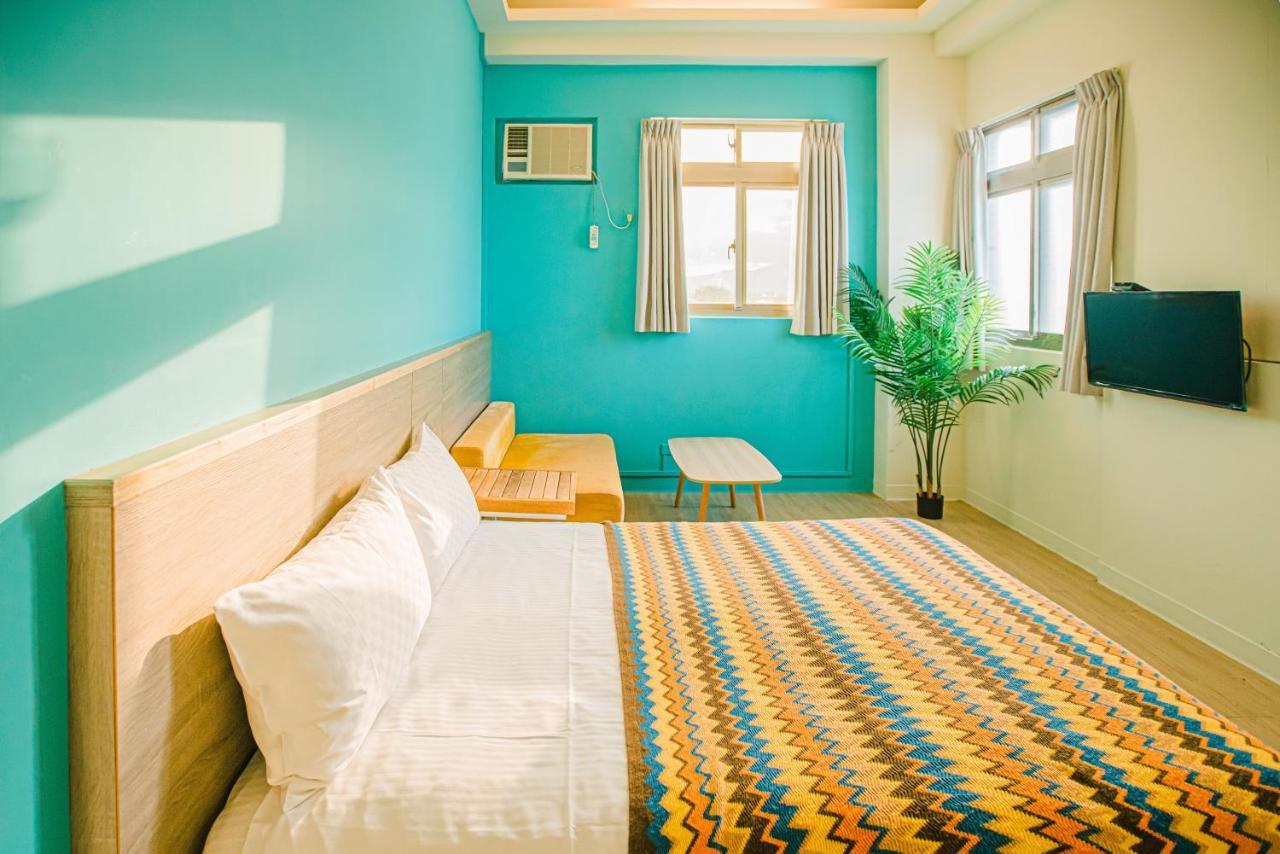 Fun Trip - Fu May Sea View Holiday House L 無敵海景交誼廳 L 附汽機車租賃 L T'ai-tung Exteriör bild