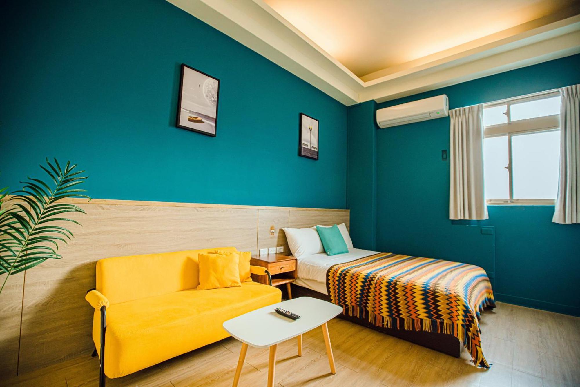 Fun Trip - Fu May Sea View Holiday House L 無敵海景交誼廳 L 附汽機車租賃 L T'ai-tung Exteriör bild