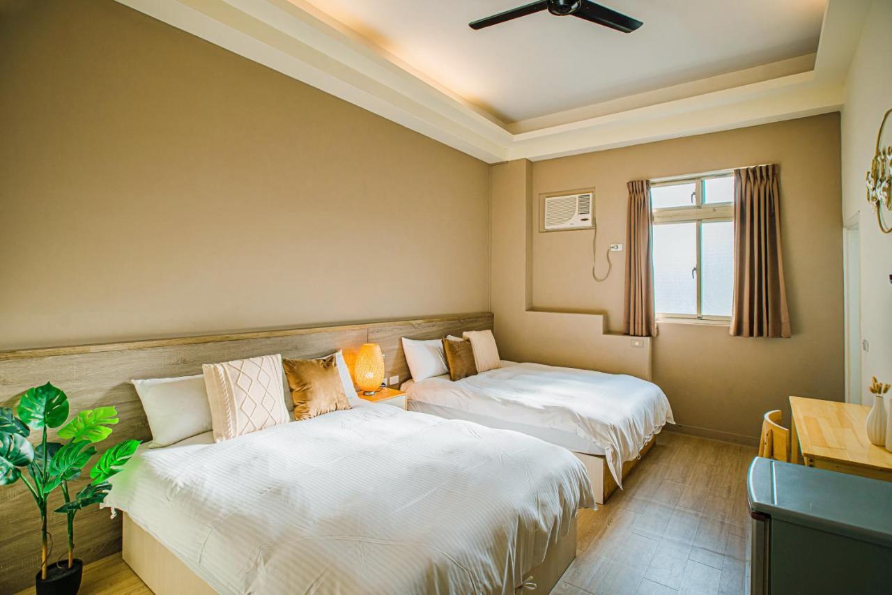 Fun Trip - Fu May Sea View Holiday House L 無敵海景交誼廳 L 附汽機車租賃 L T'ai-tung Exteriör bild
